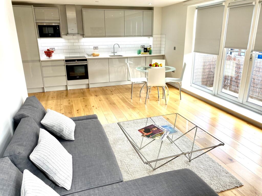SH19 Living room 2