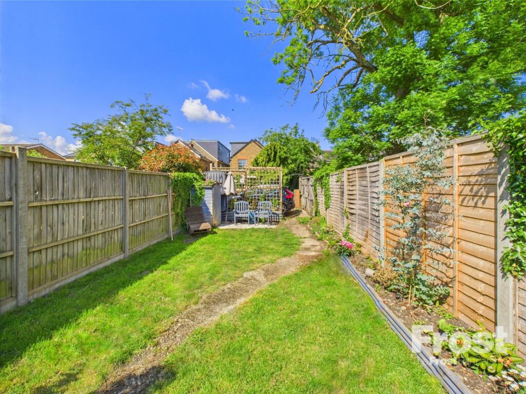 Large Garden + Drive