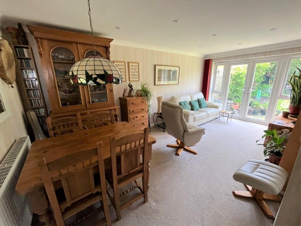 Lounge/diner
