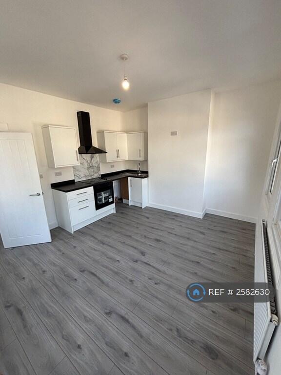 Kitchen/Living Area 