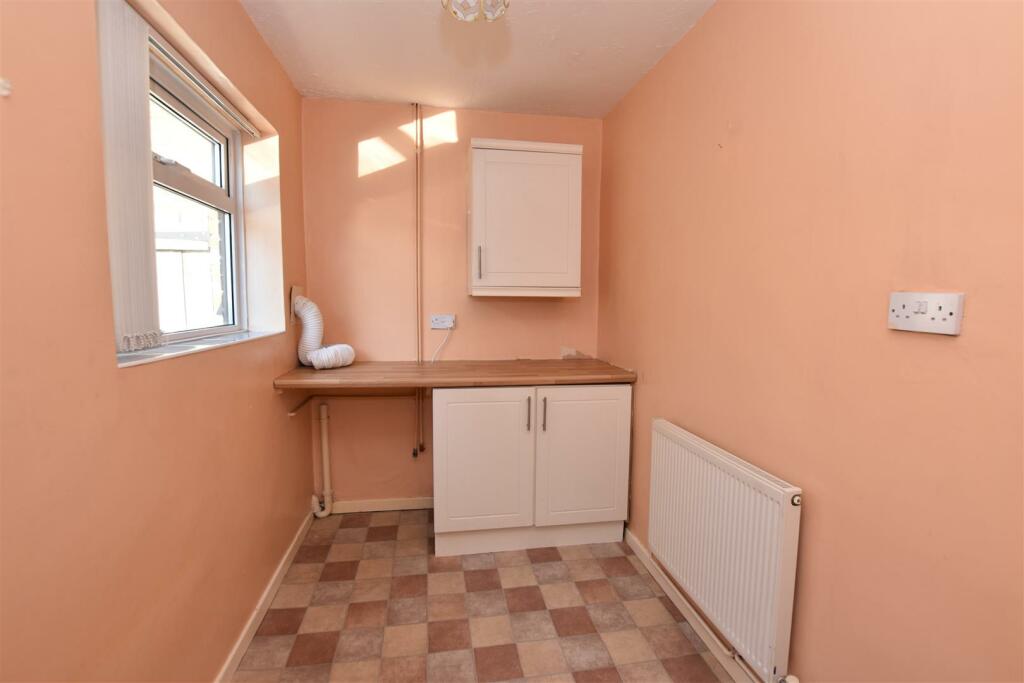 Utility Room.JPG