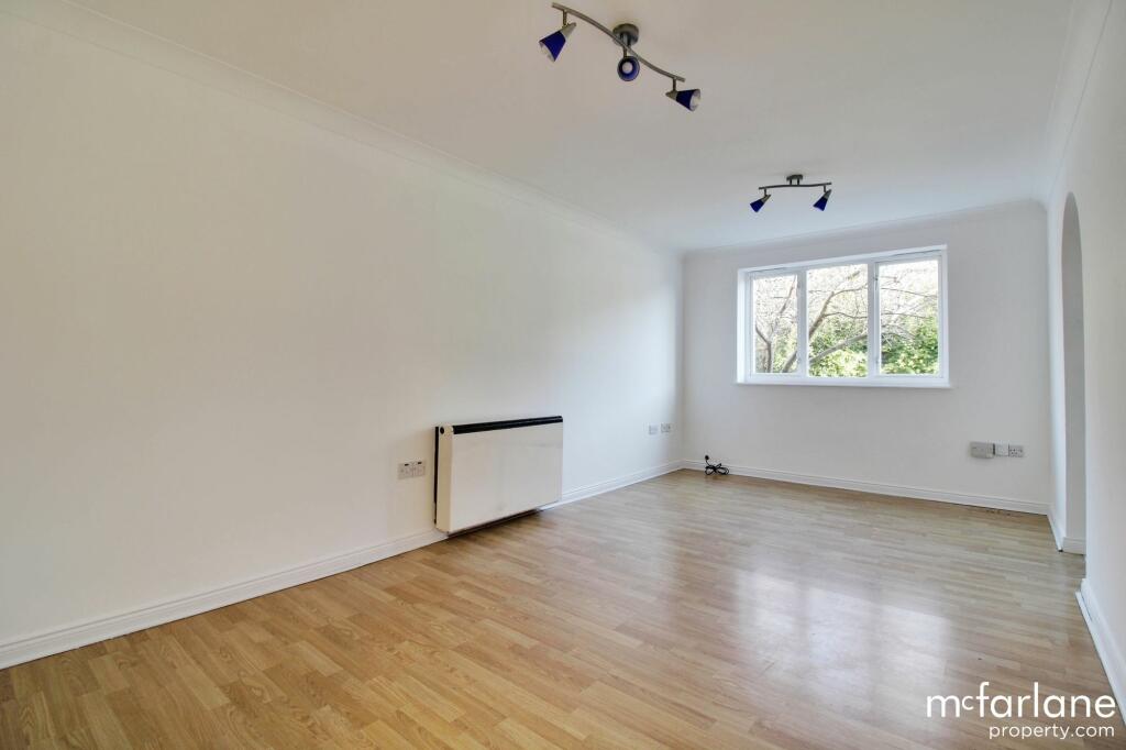 Living/Dining area