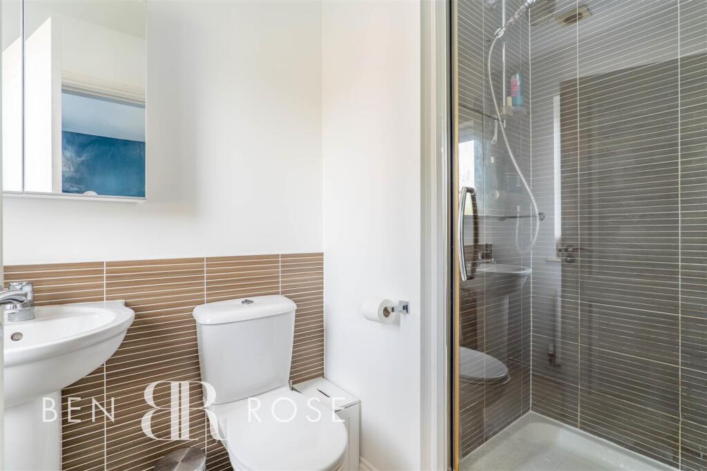 Master Ensuite