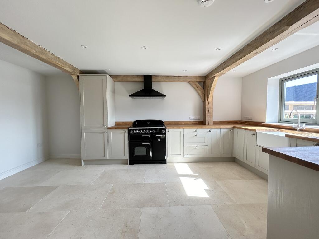 20240916_105708472_iOS