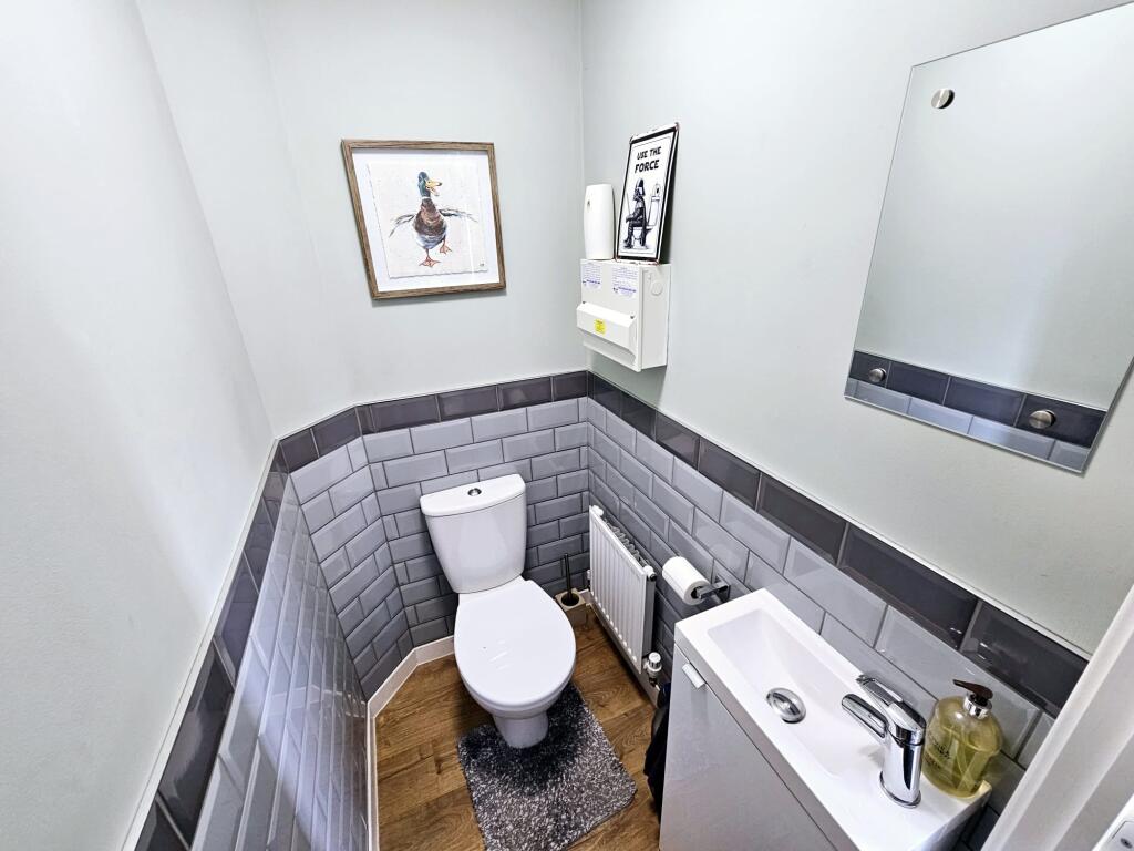 69e93803-d3fa-4bf4-b179-c1c7d4acf930