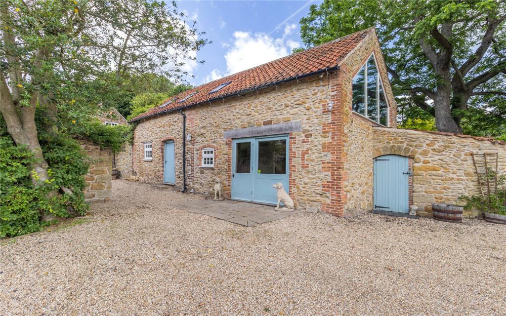 Outbuilding