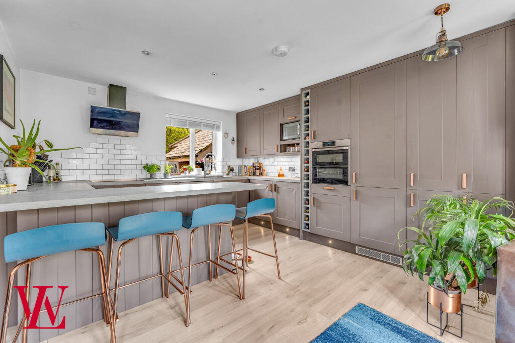 Kitchen / Living Room