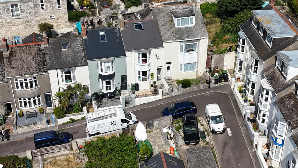 dji_fly_20250620_153838_0116_1750433643783_photo