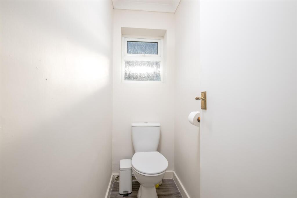 251130 - 36 Cleat Hill, Bedford - 34.jpg