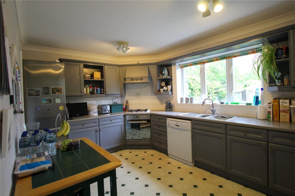 Kitchen/Breakfast
