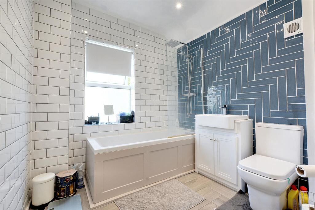 Bathroom.jpeg
