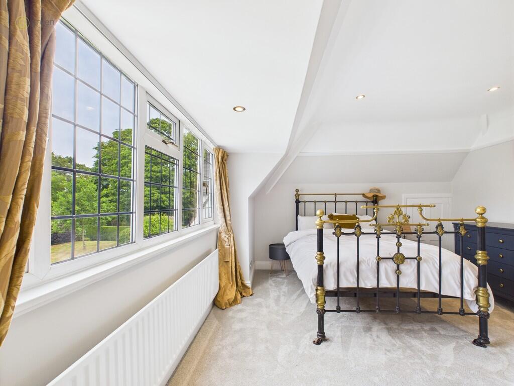 CAM03830G0-PR0190...