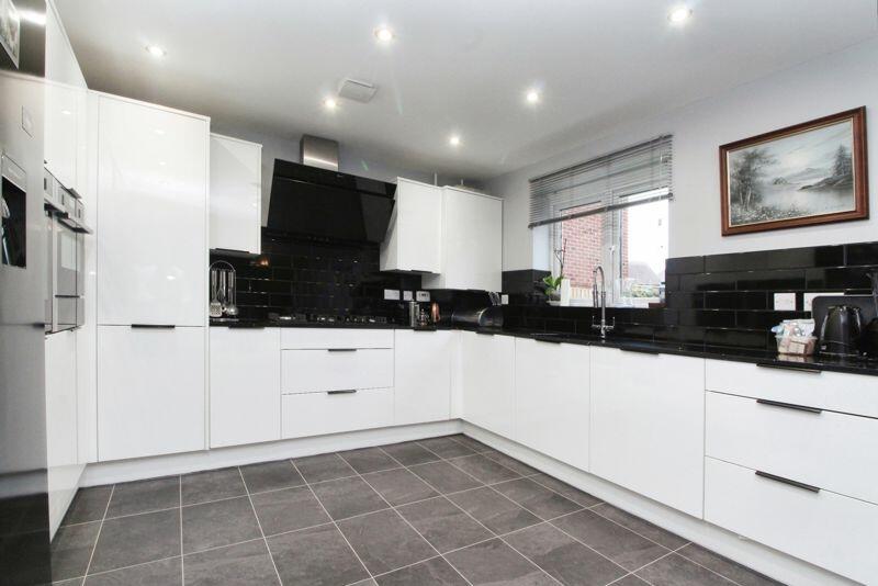 Kitchen/Diner/Family Room