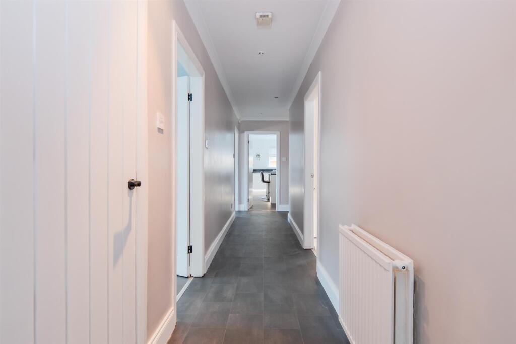 039-83 Torbothie Road Shotts, ML7 5NE.jpg