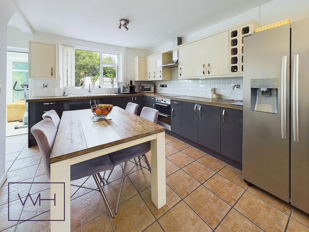 CAM03785G0-PR0066-ST