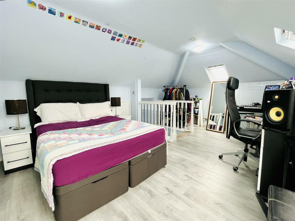 Bedroom 4 Aspect 3