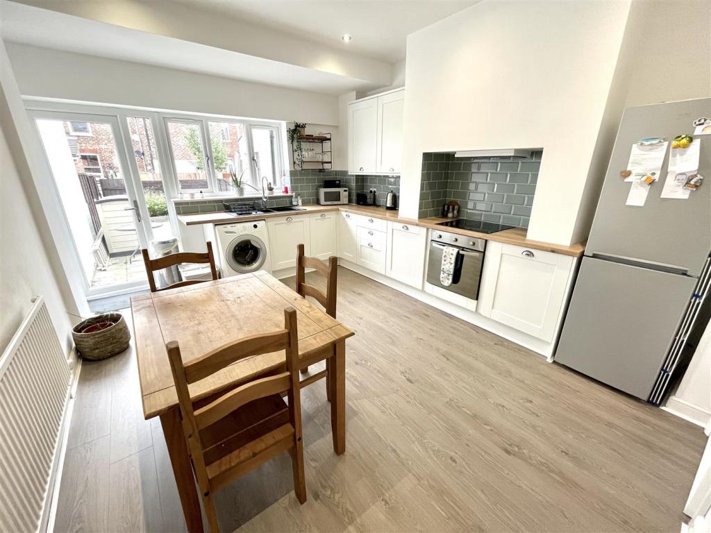 Dining Kitchen.jpg
