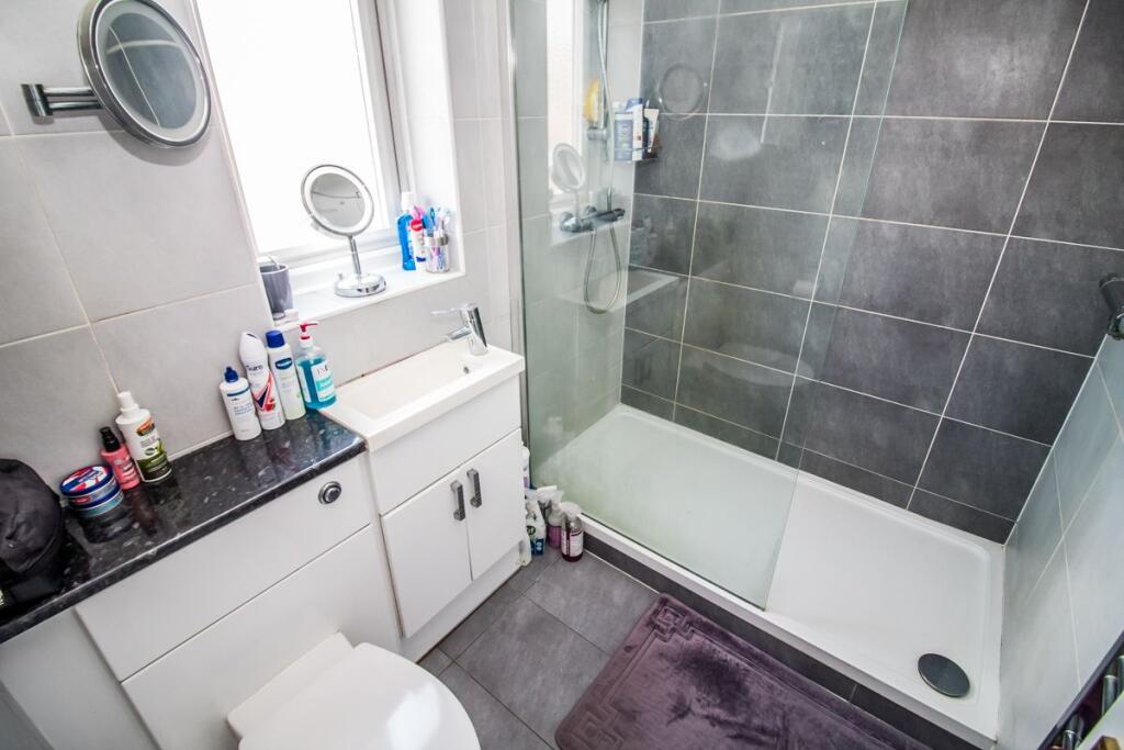 Bedroom Three Ensuite