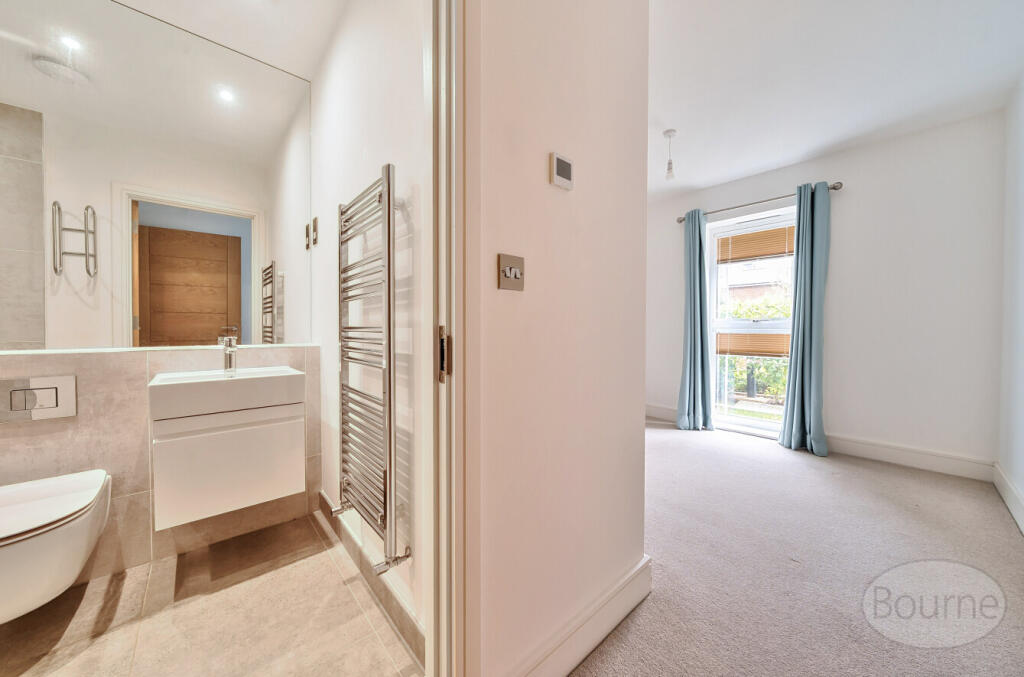 d8afdb47-e0c1-4ce...