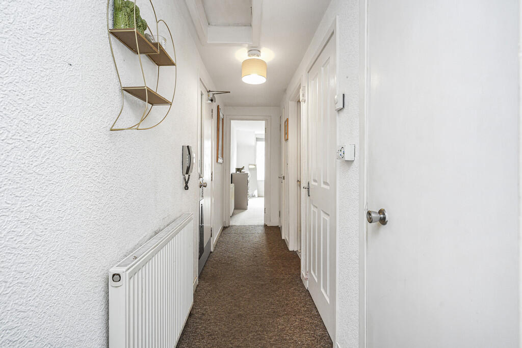 Flat 3, 23 Waggon...