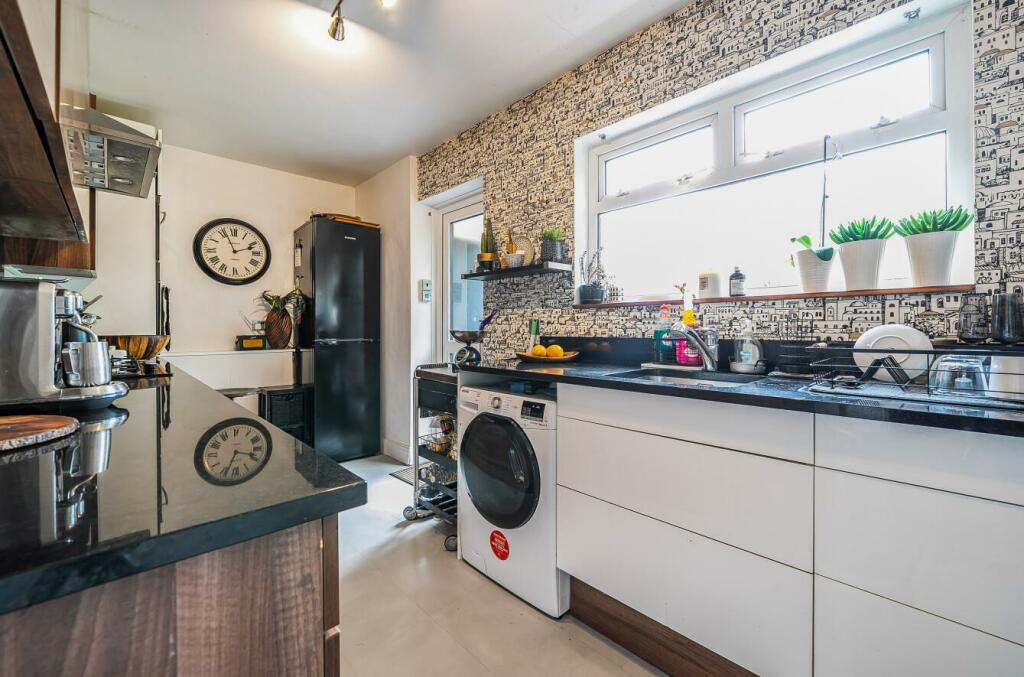 Davidson Frost-Wellings, DFW, Kipling Place, Stanm