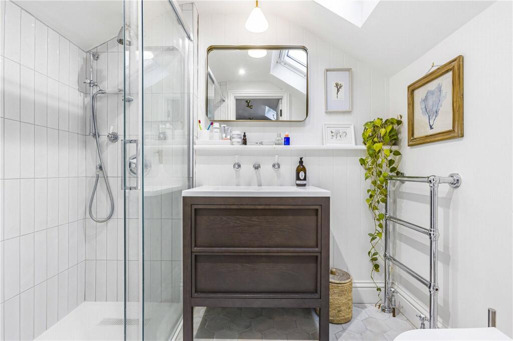 Ensuite