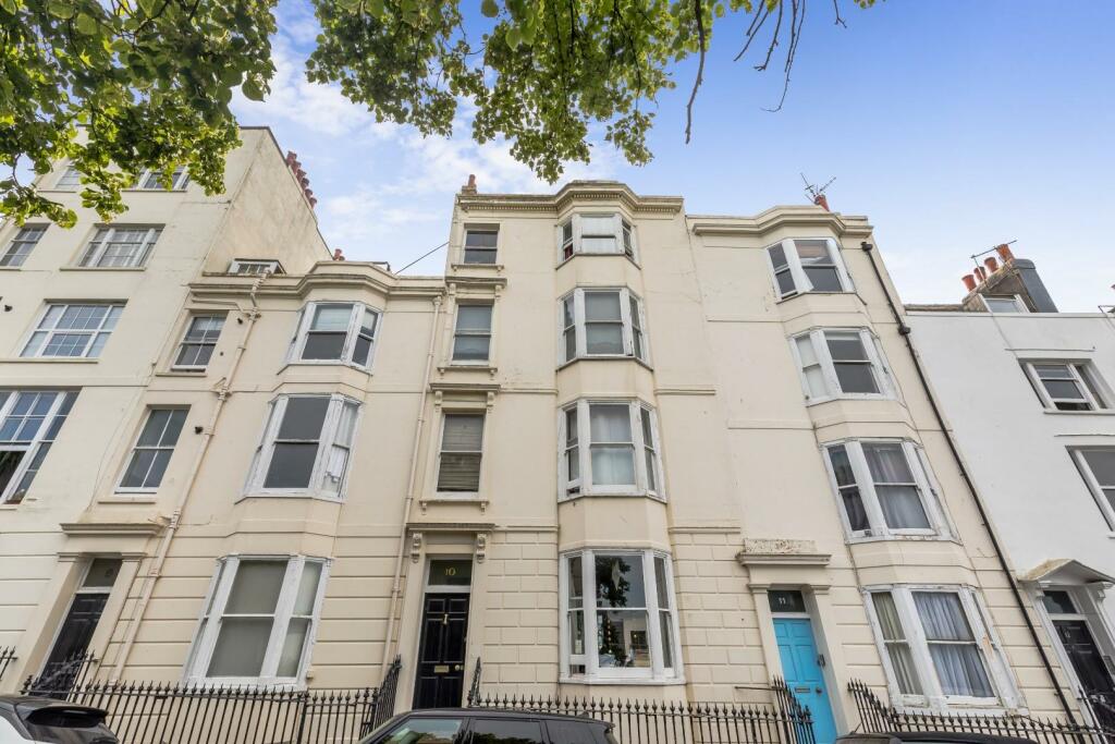Dorset Gardens, Flat 6-8.JPG