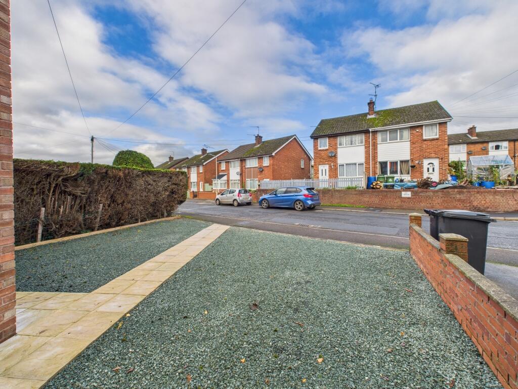 driveway &amp; parking