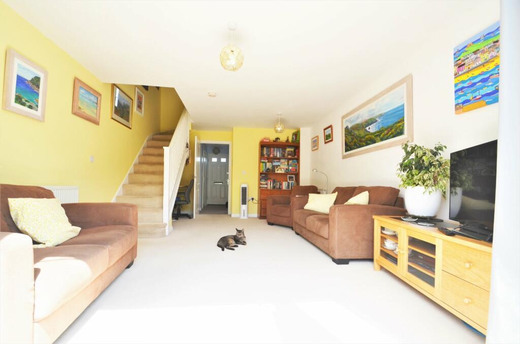 Sitting/Dining Room