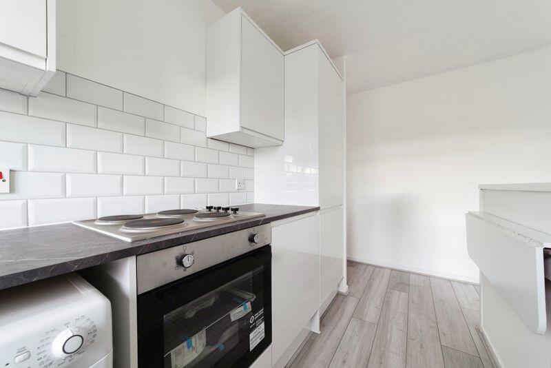 Kitchen (6)