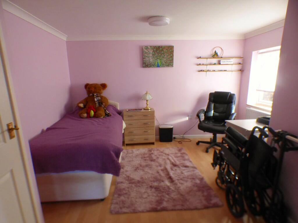Bedroom 4/Study