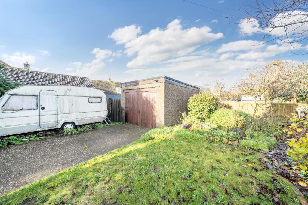 2nd view REAR GARDEN &amp; GARAGE.jpg