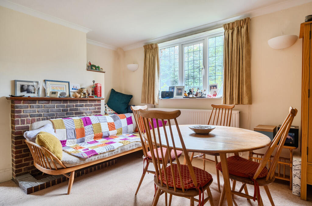 1375201-19-690b2c...