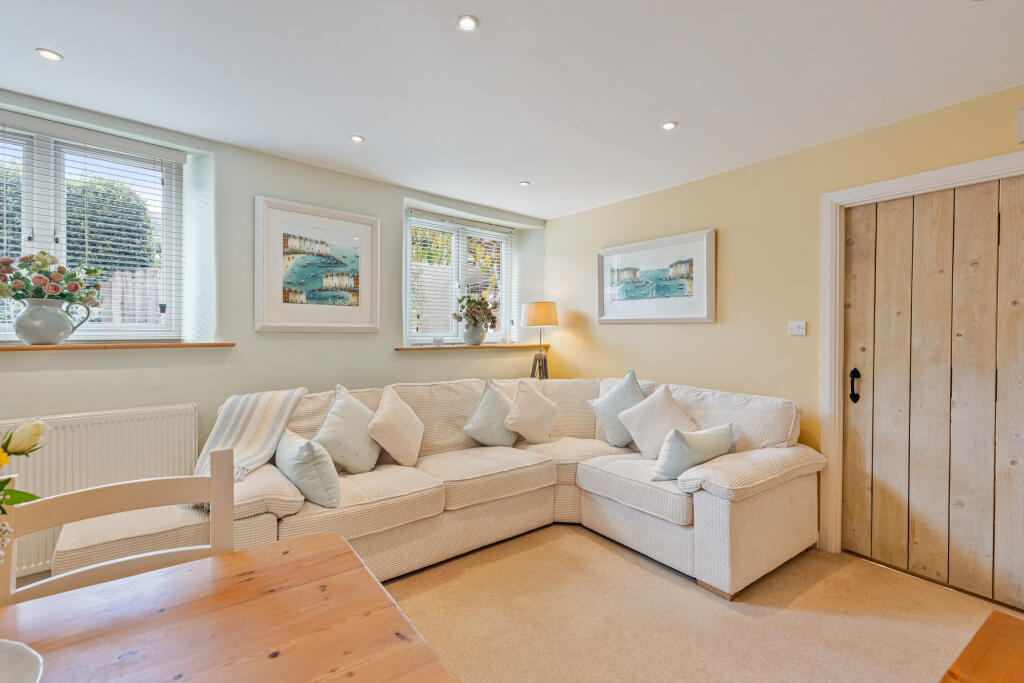 10 Open Plan Living Area Porthole Baileys Meadow S