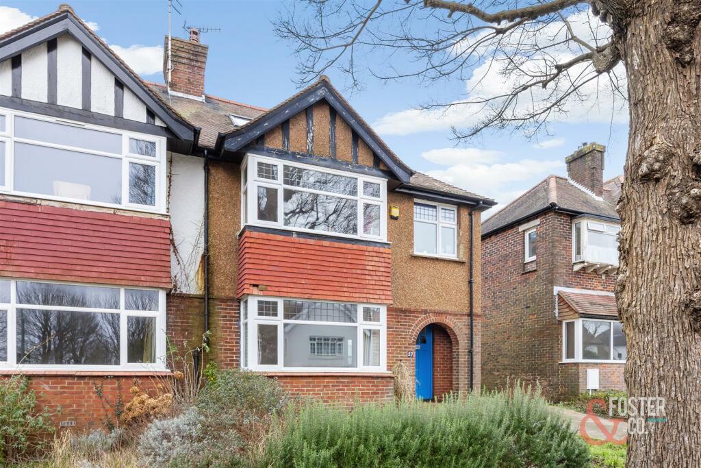 Hove Park Road, 37-024.jpg