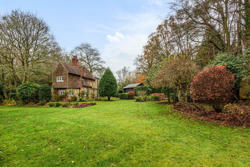 Garden &amp; Cottage.jpg