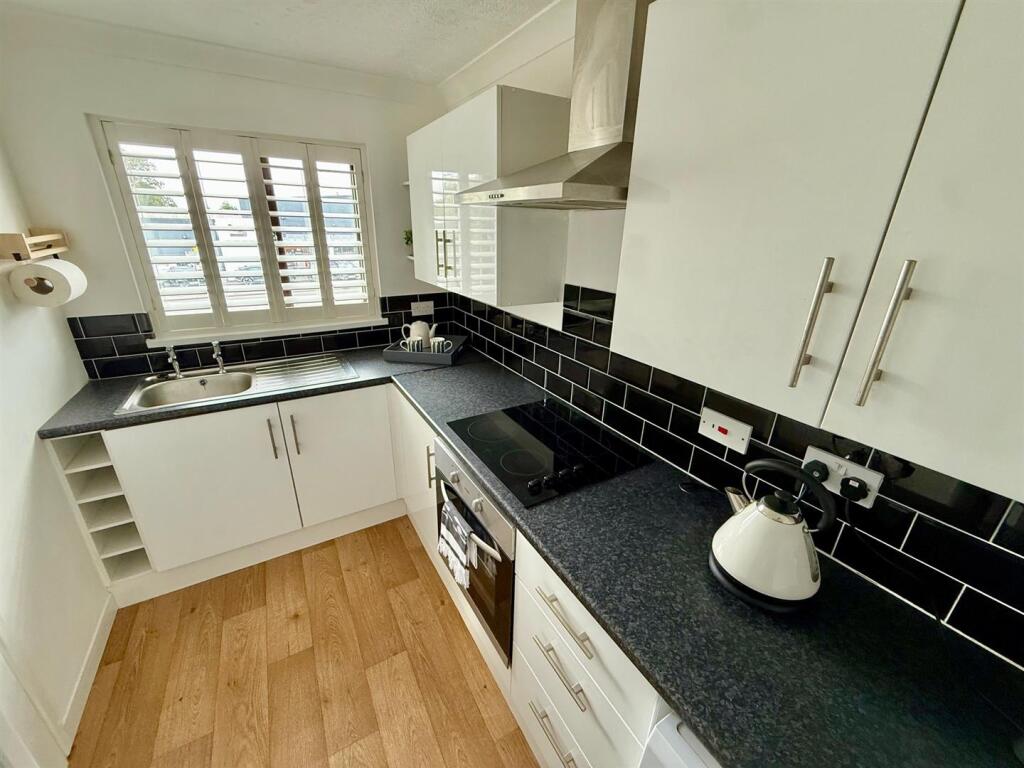 CC2 Kitchen.jpg