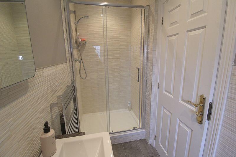 Ensuite Shower Room