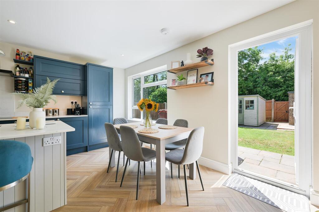 LAKERS RISE, 66- (5).jpg