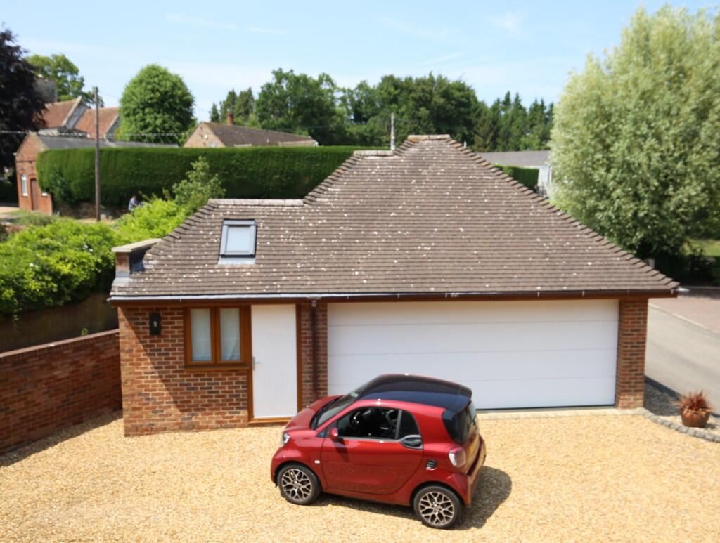 Garage/workshop