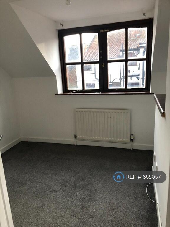 Front Double Bedroom