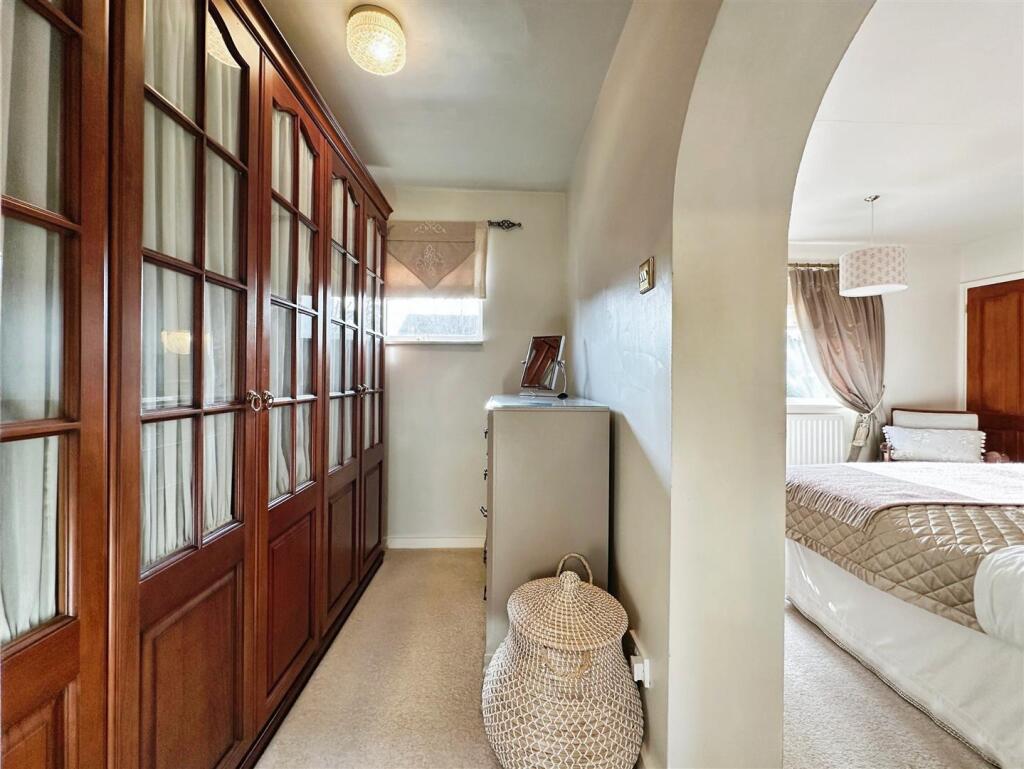 f97cff34-image_picker_8758022F-FD49-4946-B2A2-BD9B