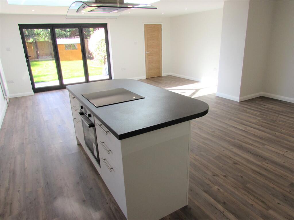 Kitchen/Living Area