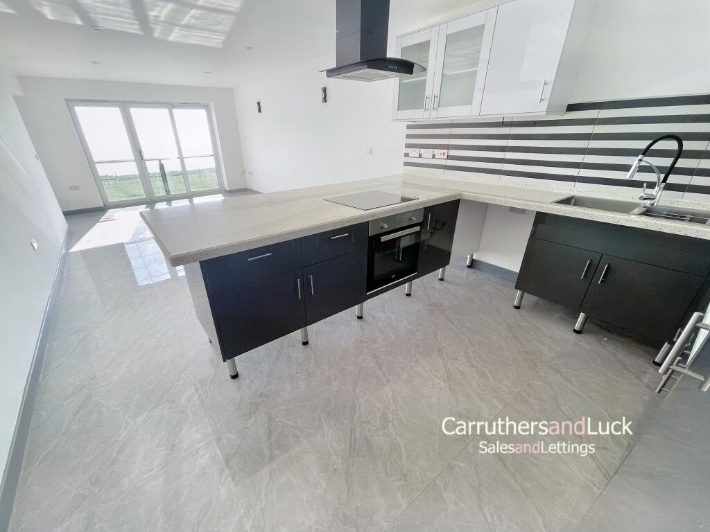Open Plan Lounge Kitchen