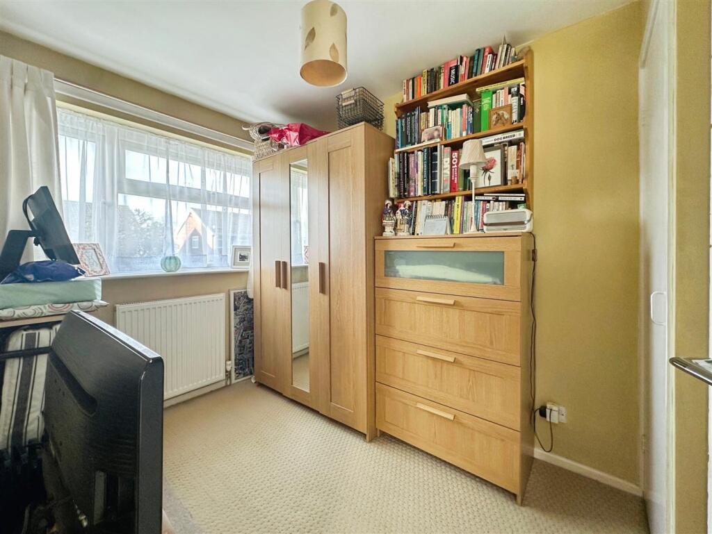 2842007f--415B-BD65-8972DCDE44C9-70010-00002D05A67