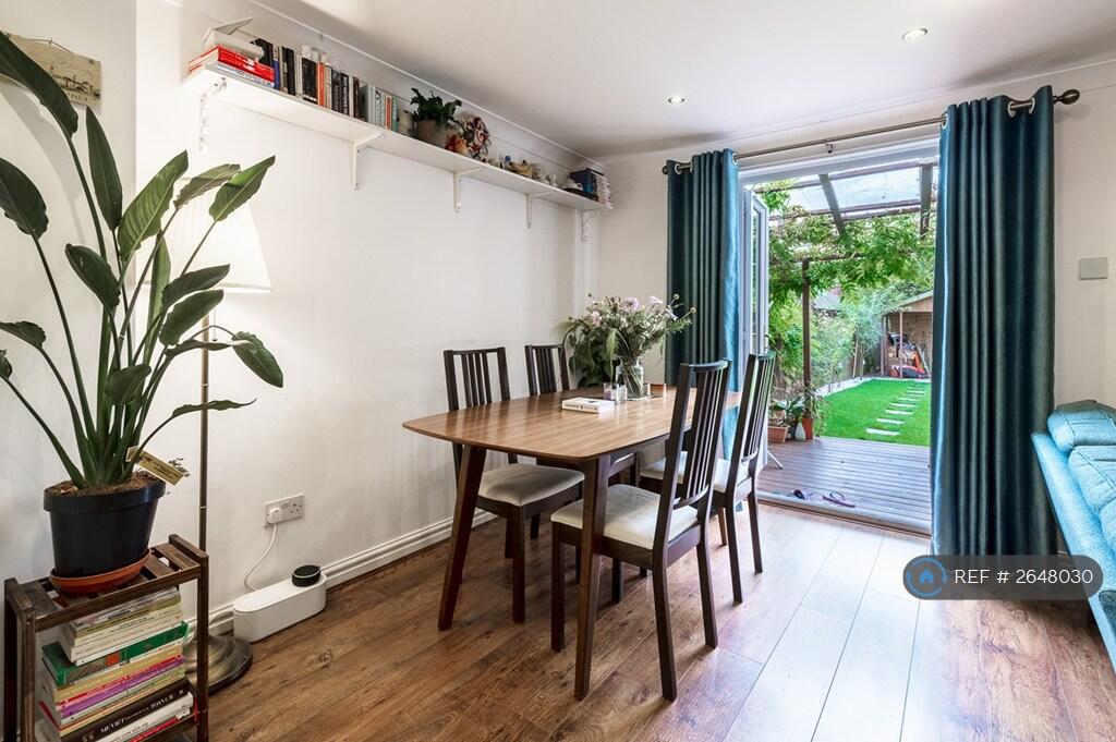 Open Plan Kitchen-Living Room