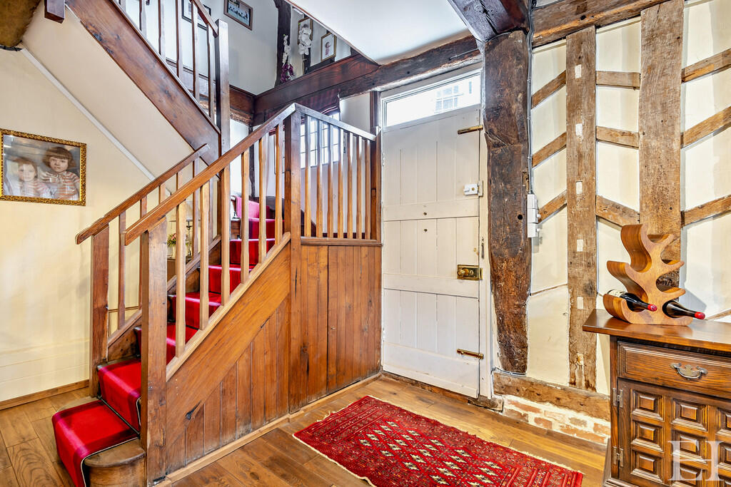 8643202-interiorW...