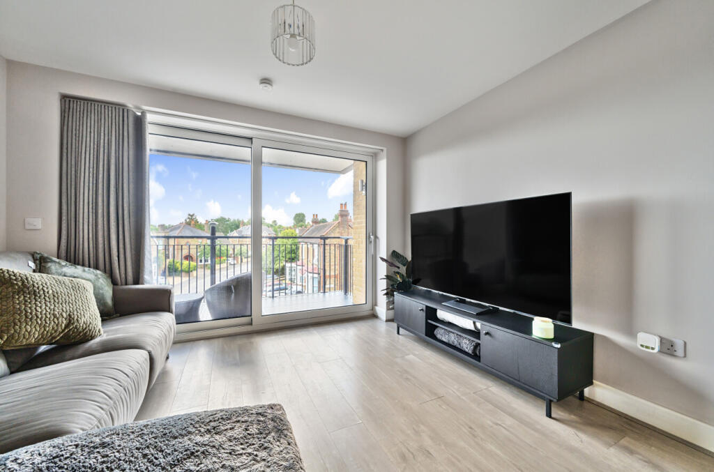 1294186-6-683d7c2...