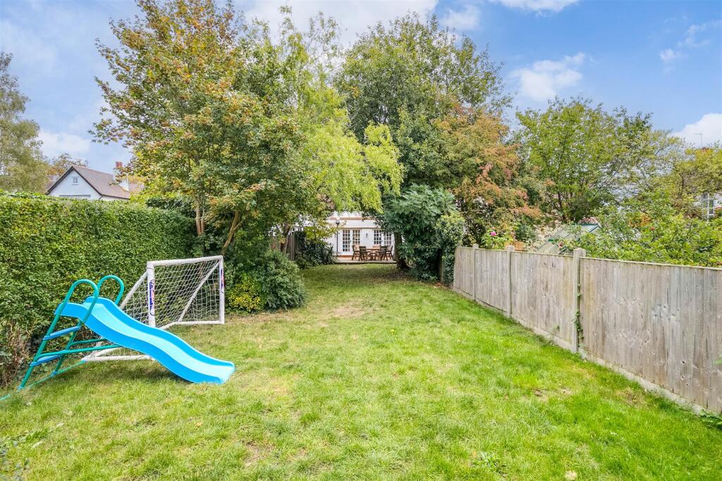 Norton Way South 357-42.jpg