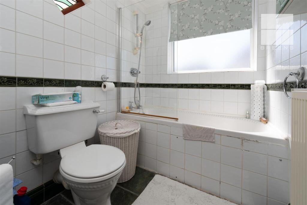 61 Brindwood Road_0010.jpg